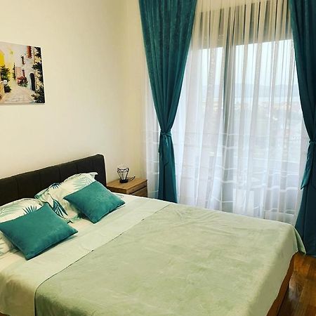 Apartman Iva Tivat Luaran gambar