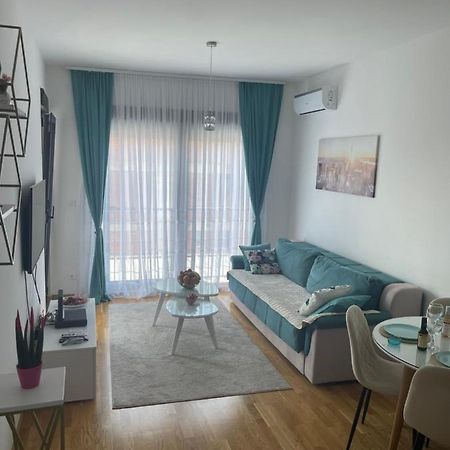 Apartman Iva Tivat Luaran gambar