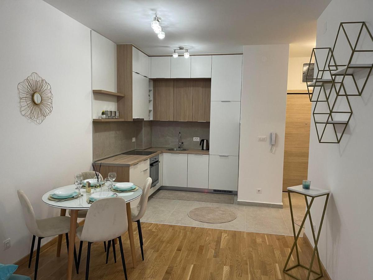 Apartman Iva Tivat Luaran gambar