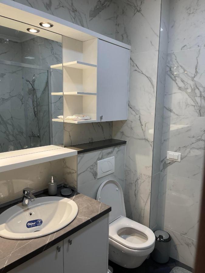 Apartman Iva Tivat Luaran gambar