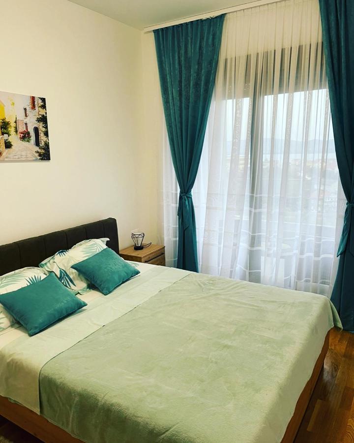 Apartman Iva Tivat Luaran gambar